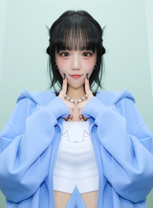 Chaewon-Le-Sserafim.png