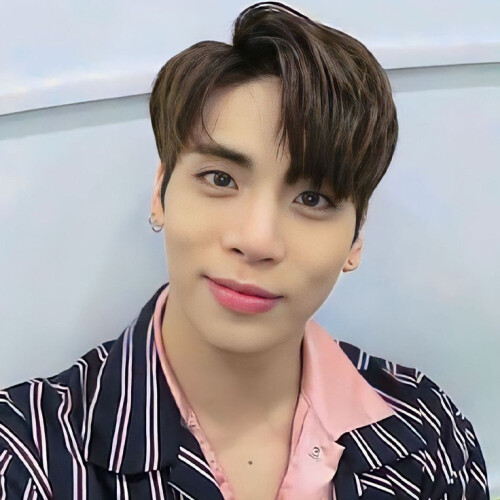 Shinee---Jonghyun.jpg